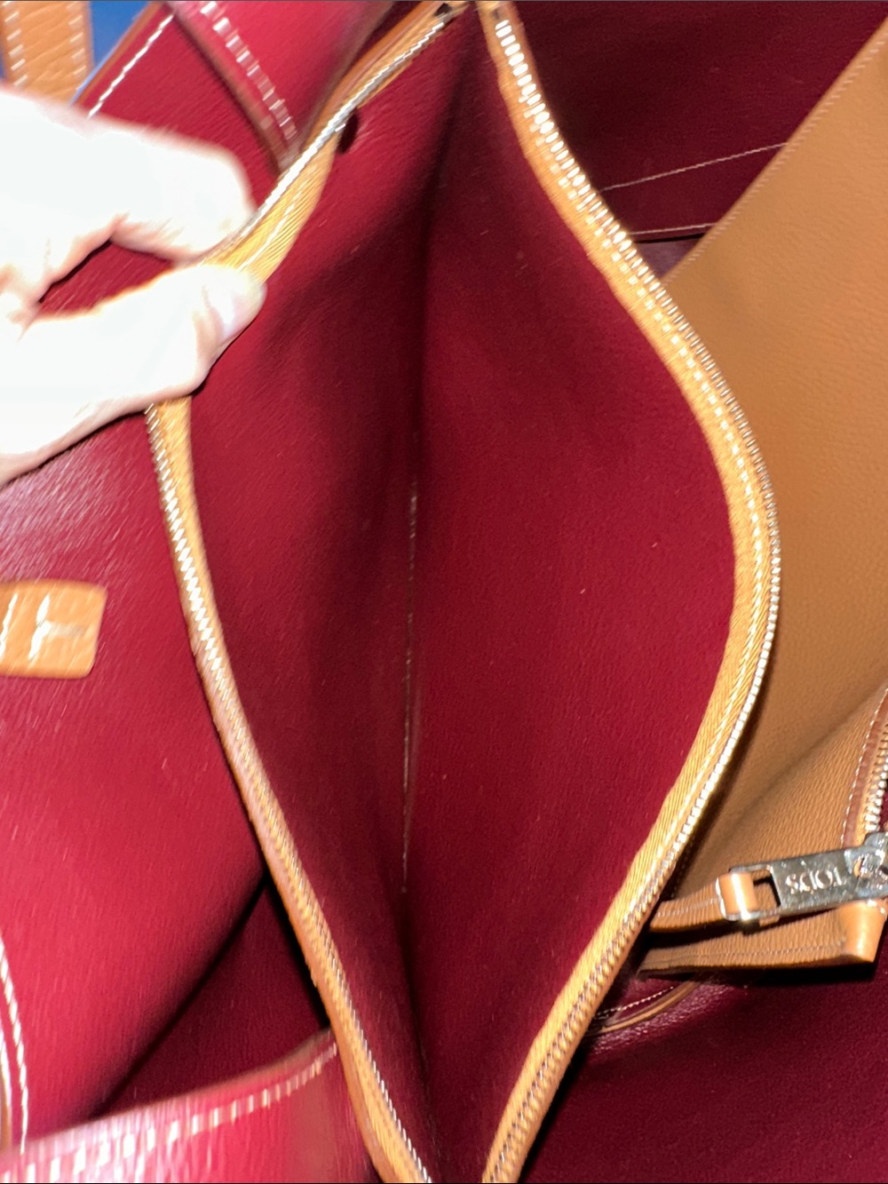 Tod's Tan & Brown Leather Tote Medium - Brown and Burgandy - Picture 8 of 14